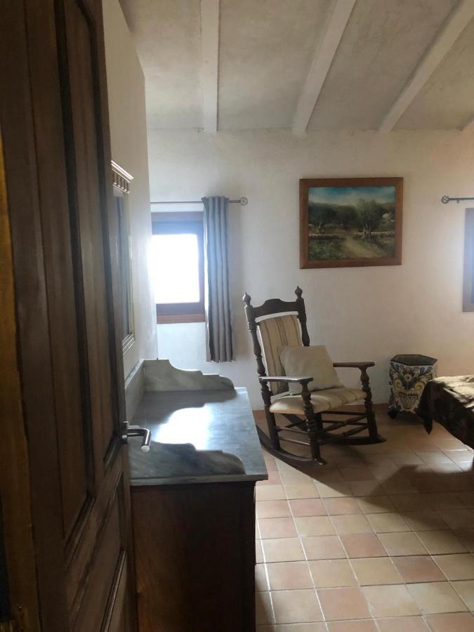 Stadthaus Mitten Im Kuenstlerviertel Von Arta Mit Zwei Wohnungen Luaran gambar