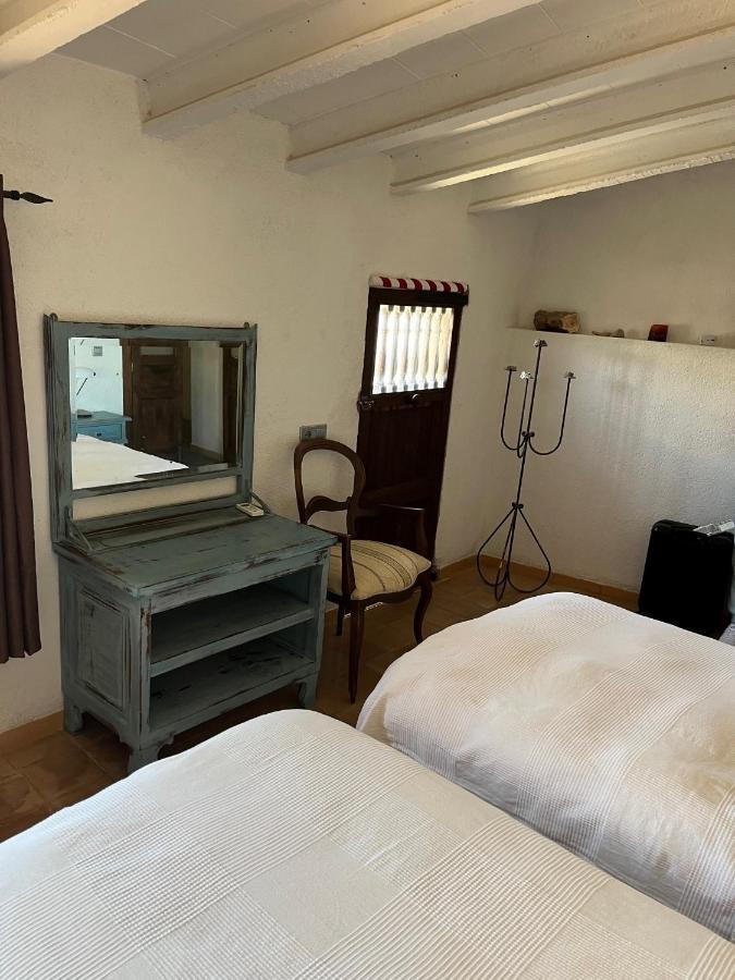 Stadthaus Mitten Im Kuenstlerviertel Von Arta Mit Zwei Wohnungen Luaran gambar